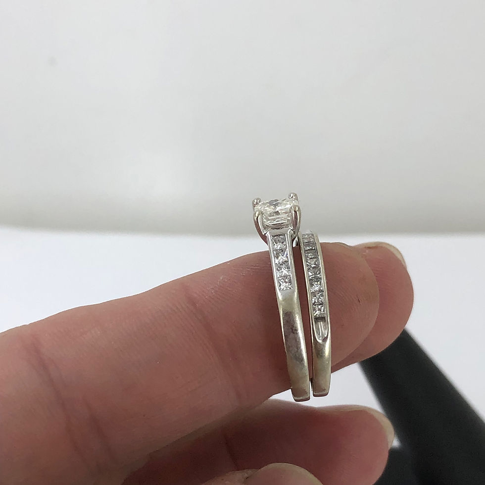 Thumbnail: 14k & 10k white gold diamonds ring set size 9
