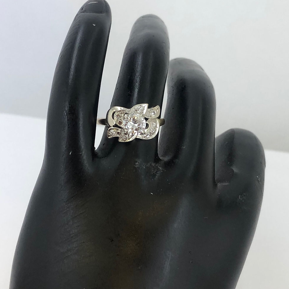 Thumbnail: Vintage 14k gold diamond ring size 7