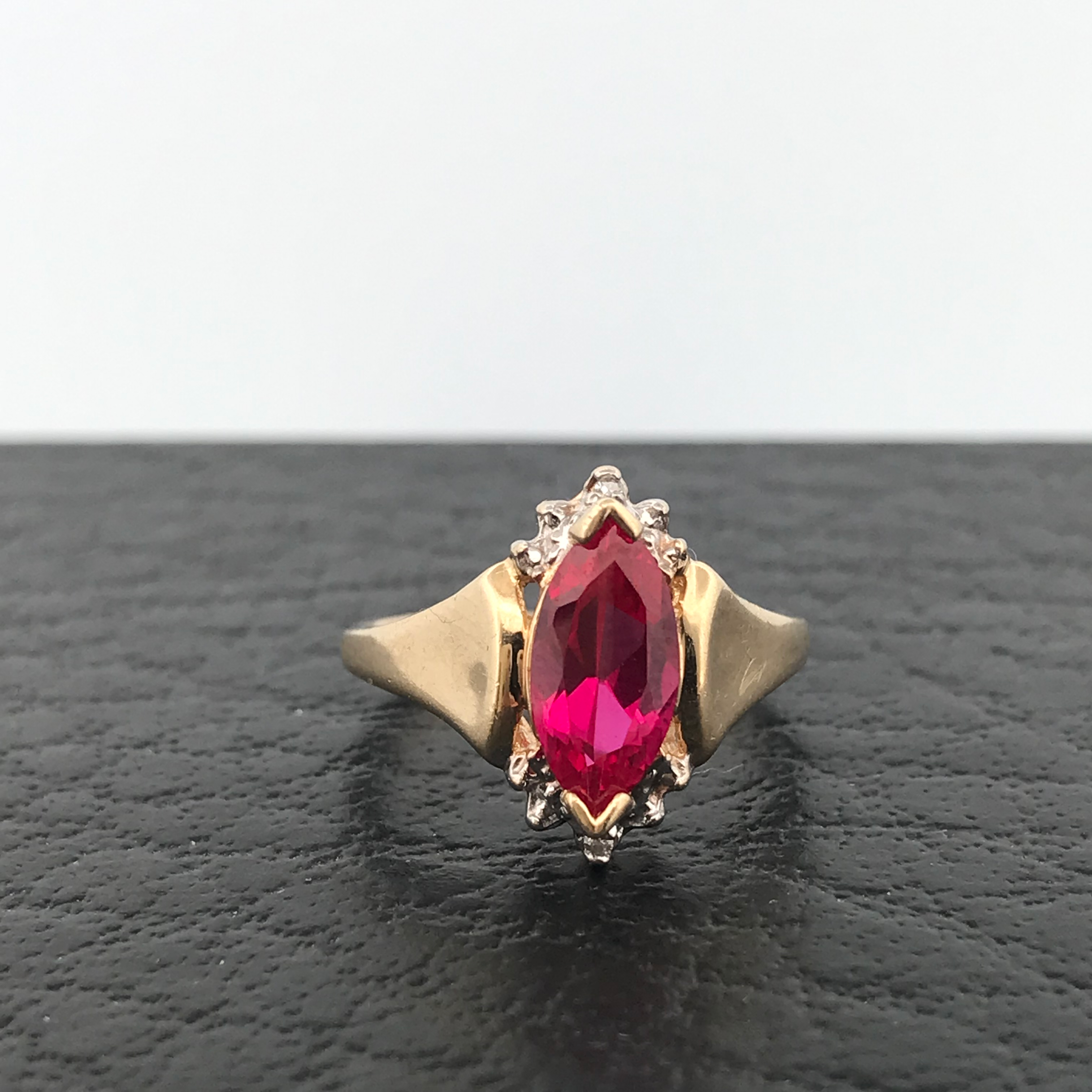 10k yellow Gold ring size 4.75