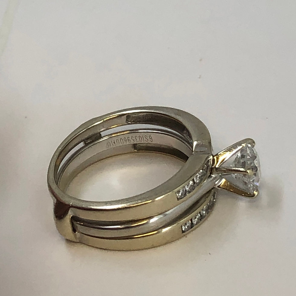 Thumbnail: 14k white gold diamond ring set size 7.5