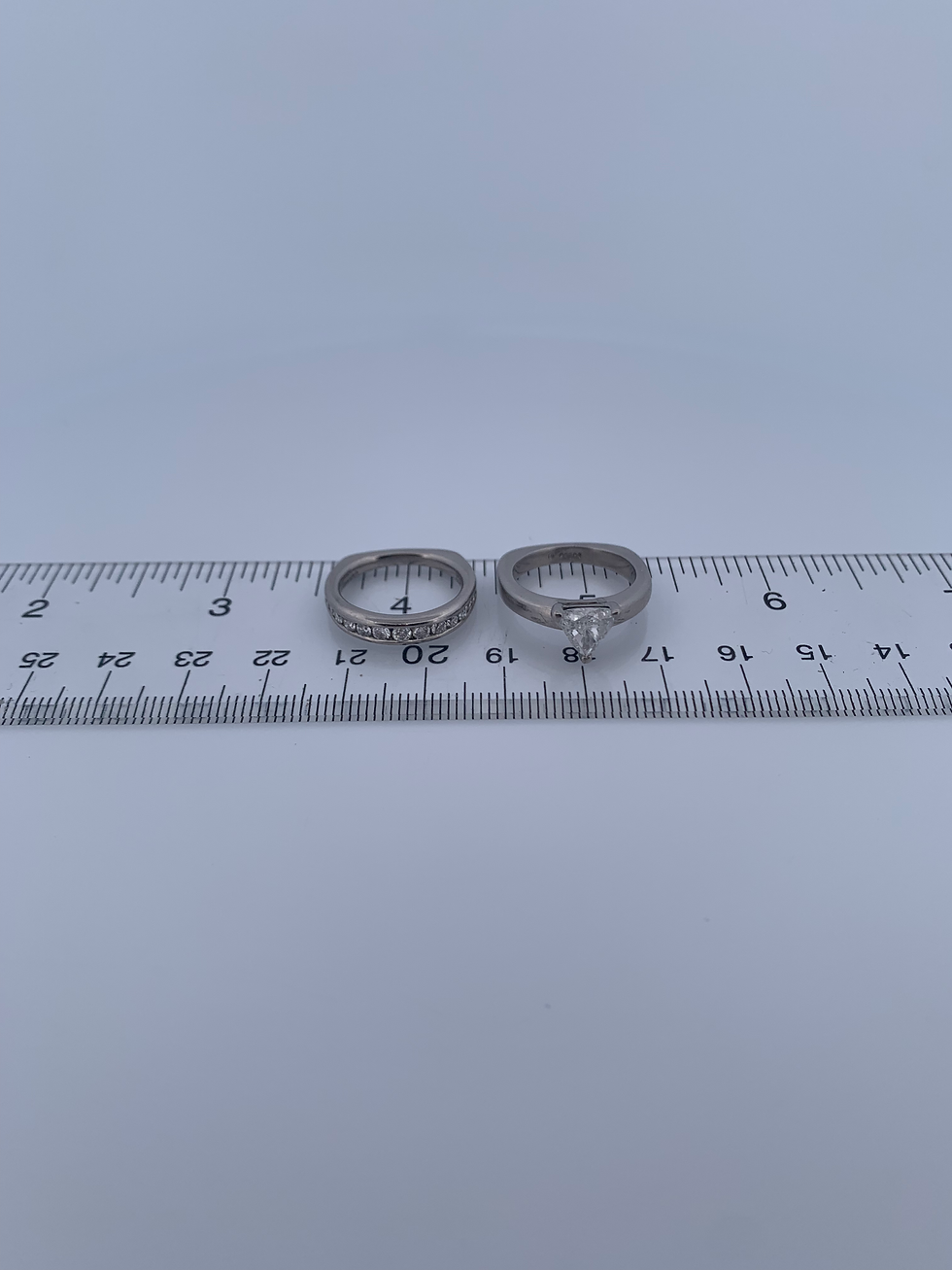 Thumbnail: Palladium 1.45ct triangular natural diamond size 6