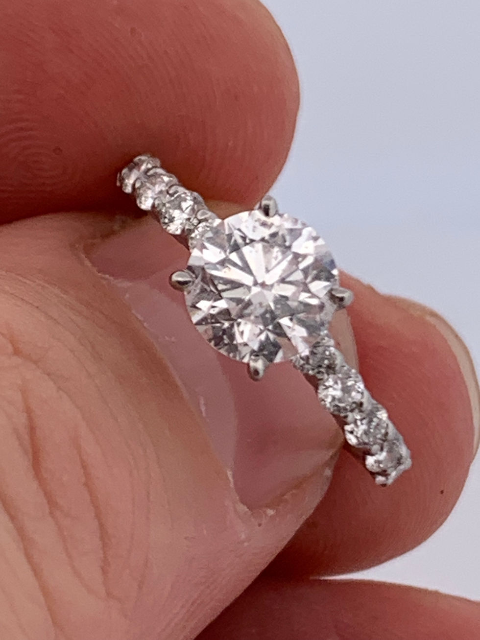 Thumbnail: Platinum 2ct diamons ring size 5.5 Gia certified 