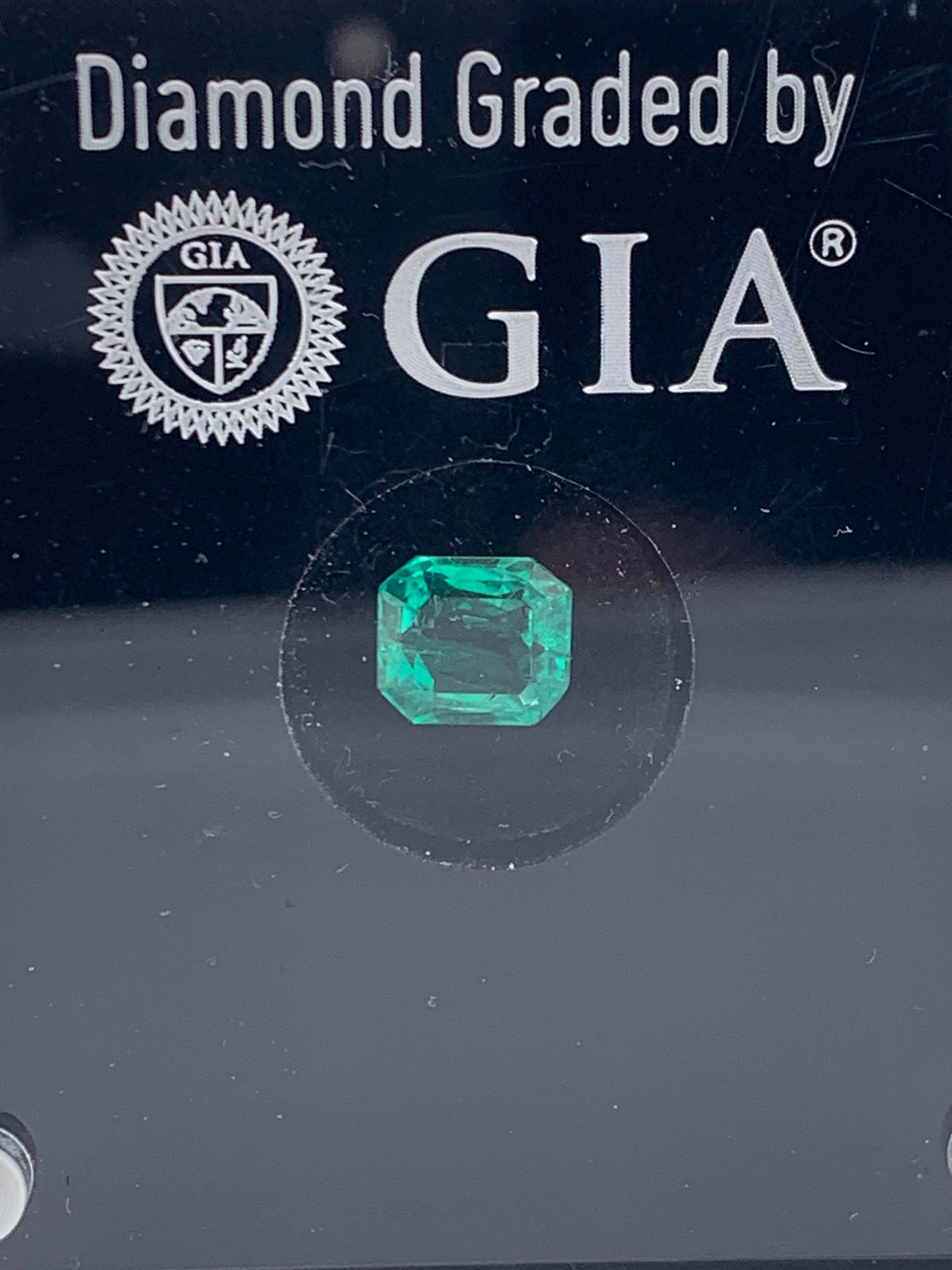 Gia certified 1.52ct Colombian emerald