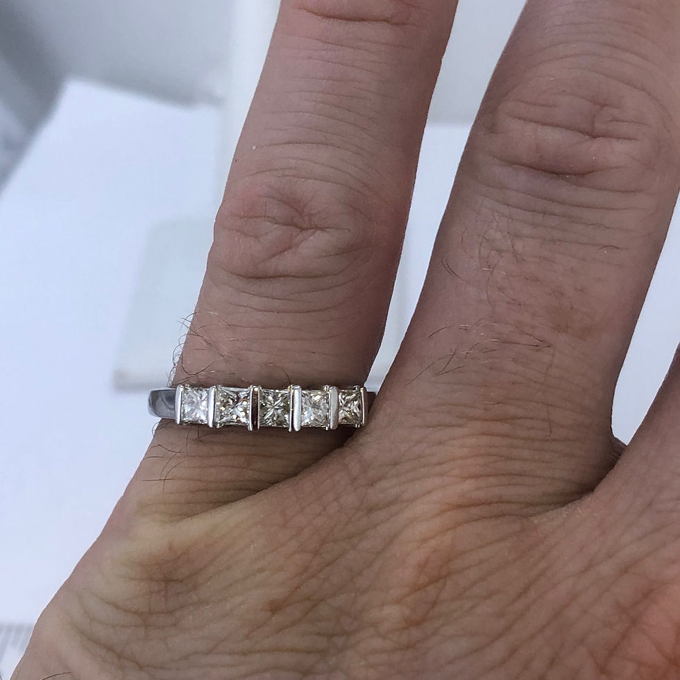 Thumbnail: 14k white gold 5 stone diamond ring band size 8.5 