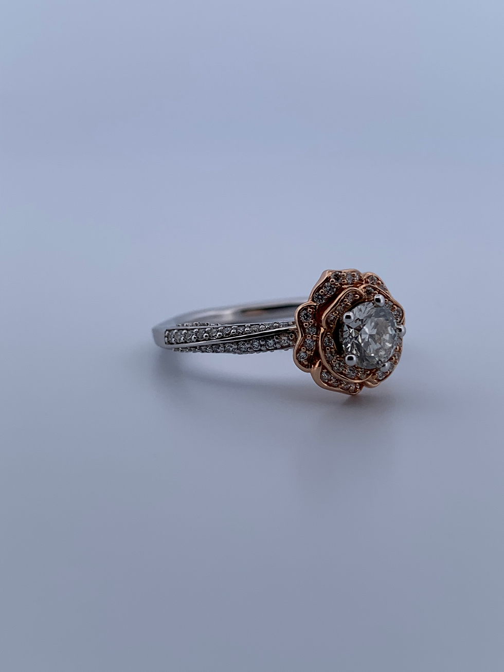 Thumbnail: 18k gold 1.06ct diamond ring size 7.25