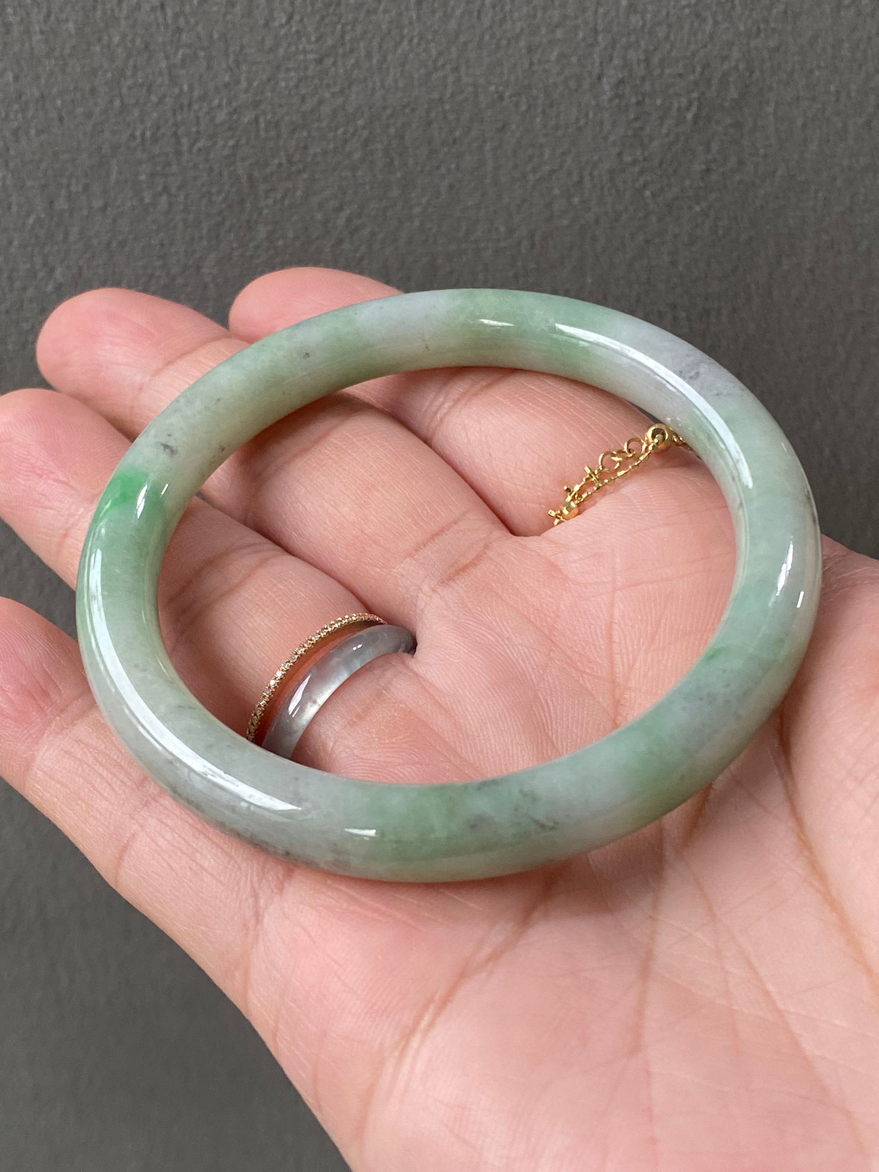 52.9MM Type A Light Green Mix Jadeite Bangle