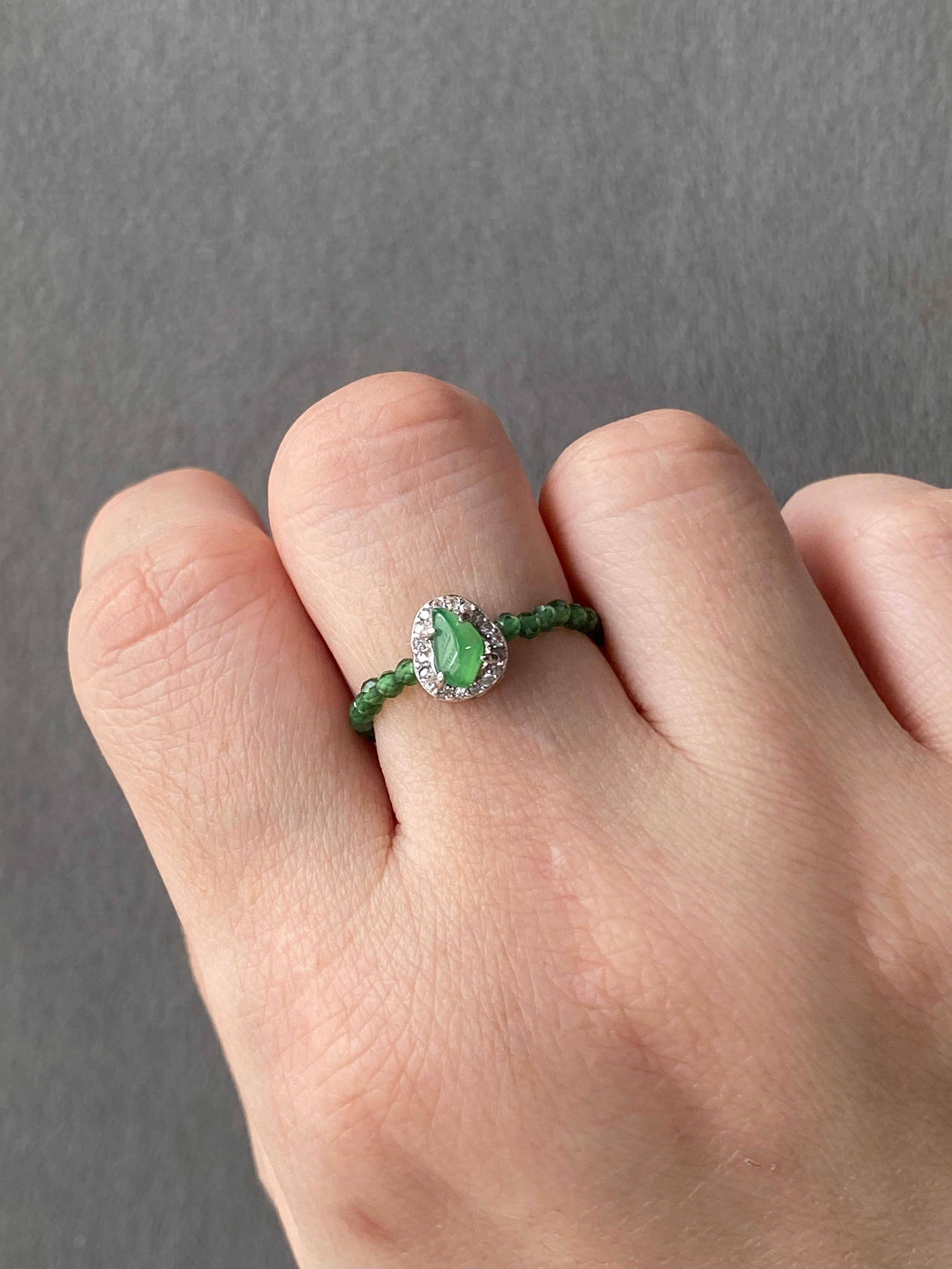 Translucent Green Faceted Jadeite Beads Ring with 925 Silver Pendant
