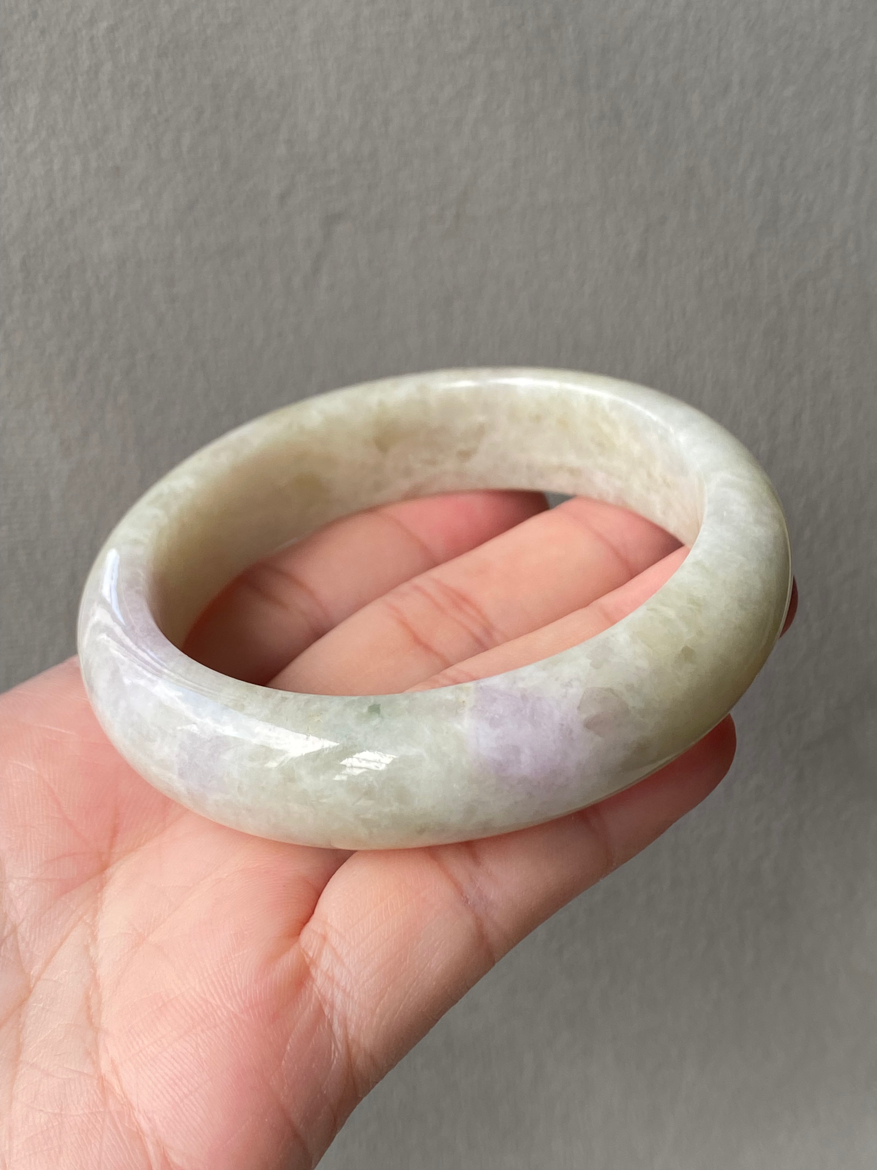 58MM Type A Light Green Mix Jadeite Bangle
