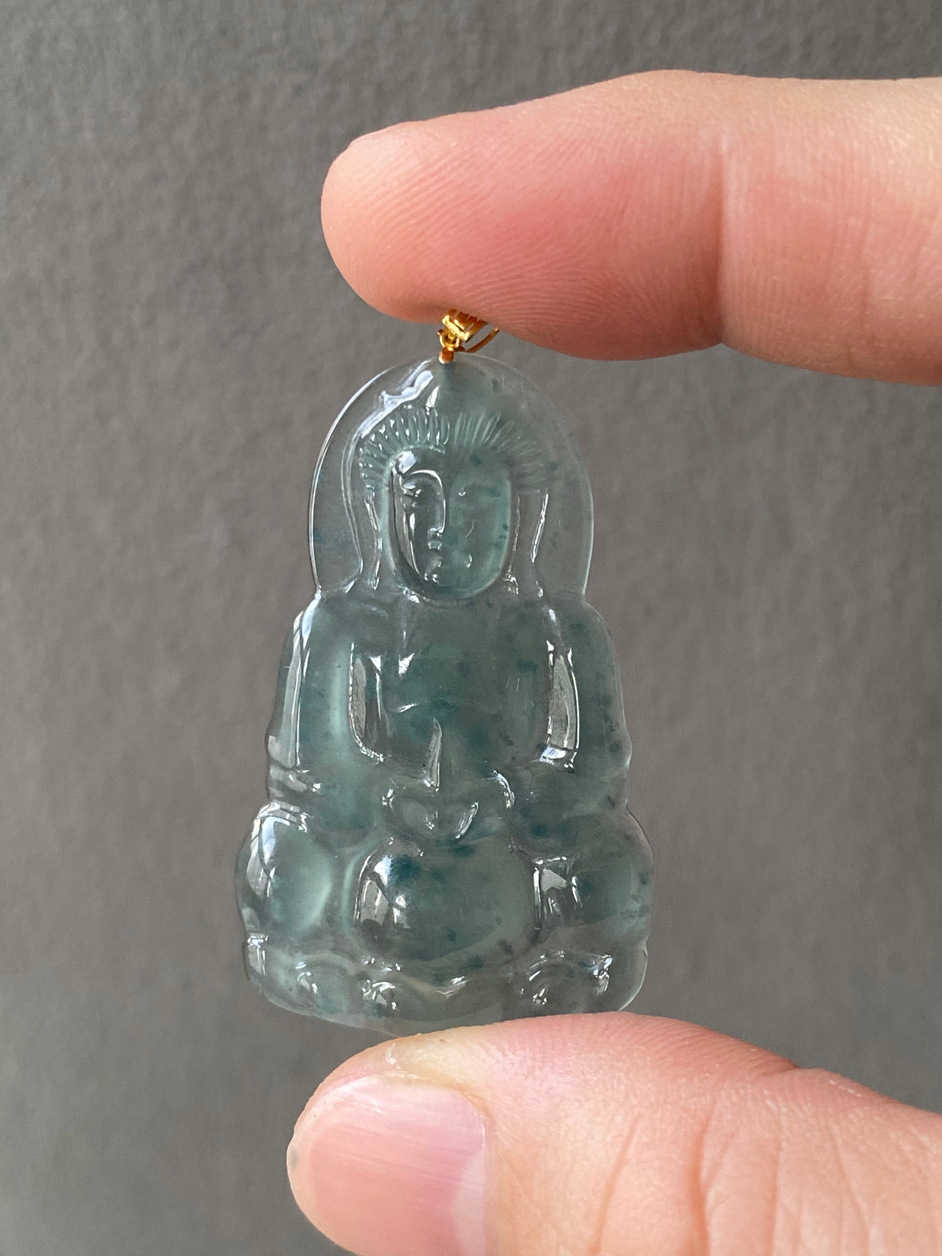 18K Yellow Gold Type A Translucent Jadeite Guan Yin Pendant
