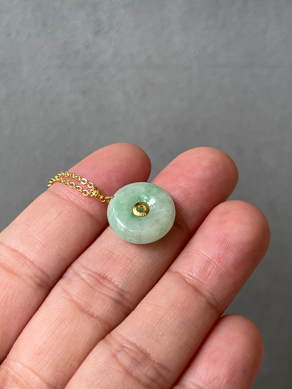 Thumbnail: 18K Yellow Gold Type A Light Green Mix Jadeite Donut Pendant