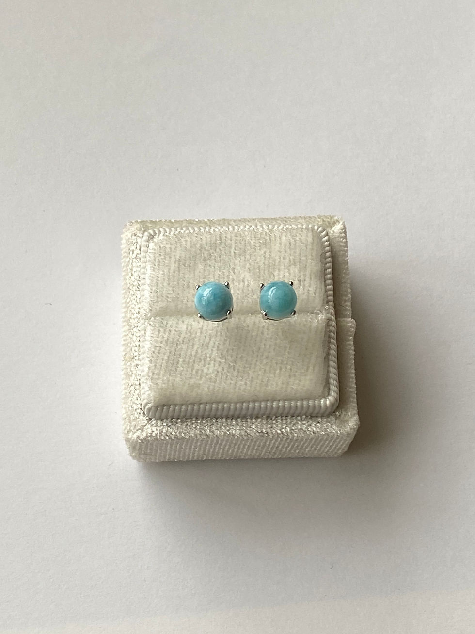 Thumbnail: 925 Silver Larimar Round Ear Studs