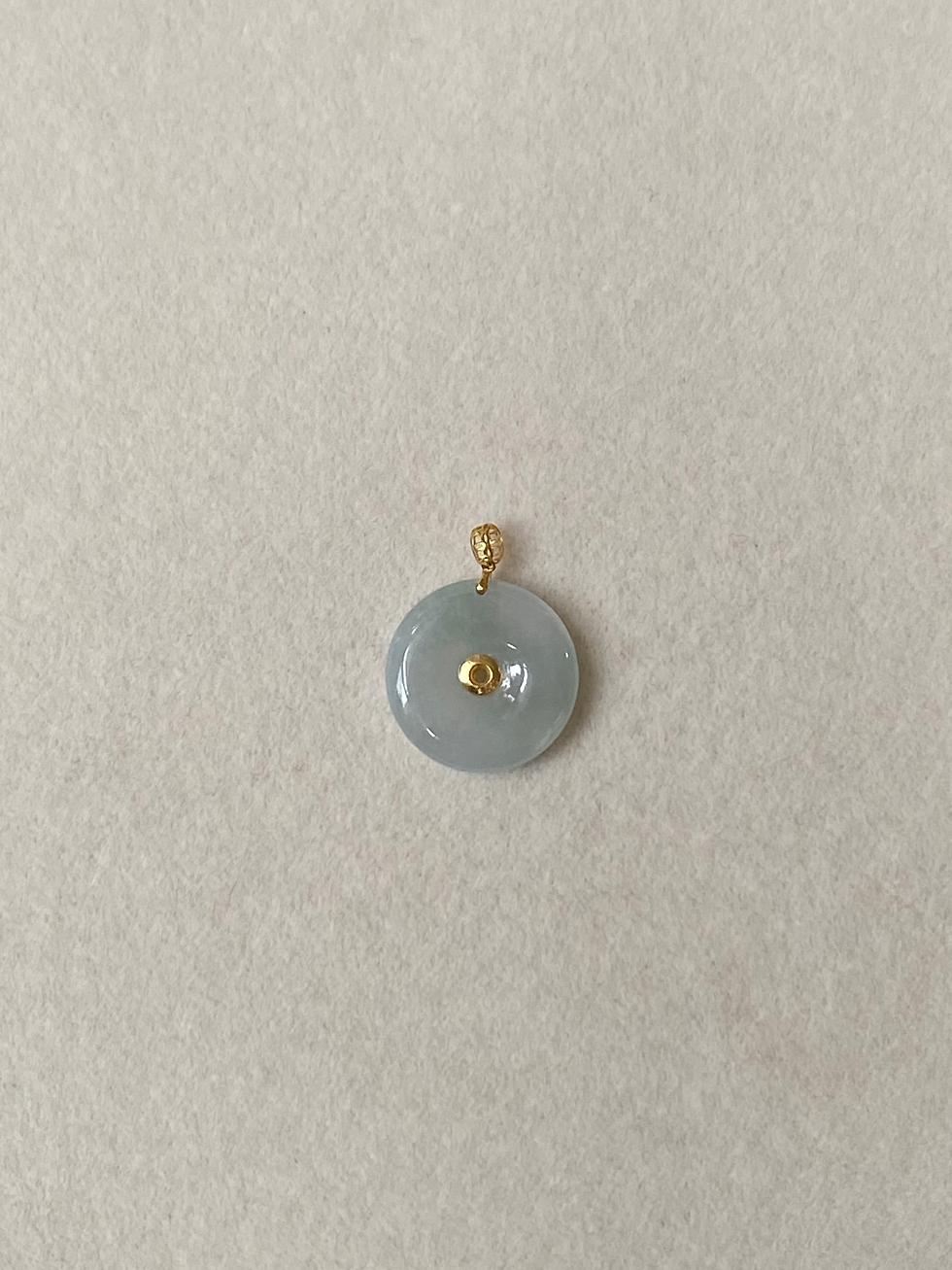 Thumbnail: 18K Yellow Gold Type A Translucent Jadeite Donut Pendant