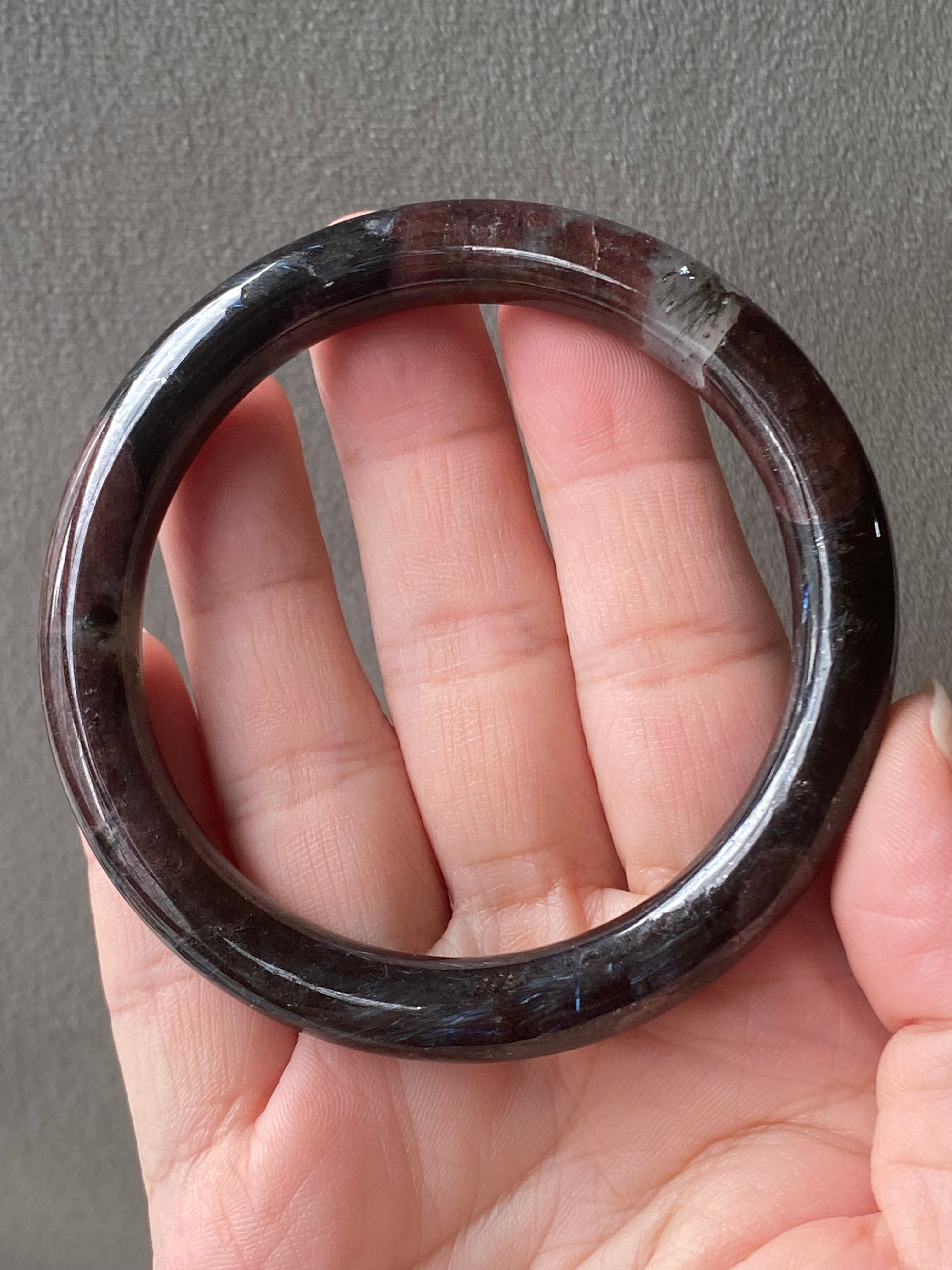 58.6MM Garnet Bangle