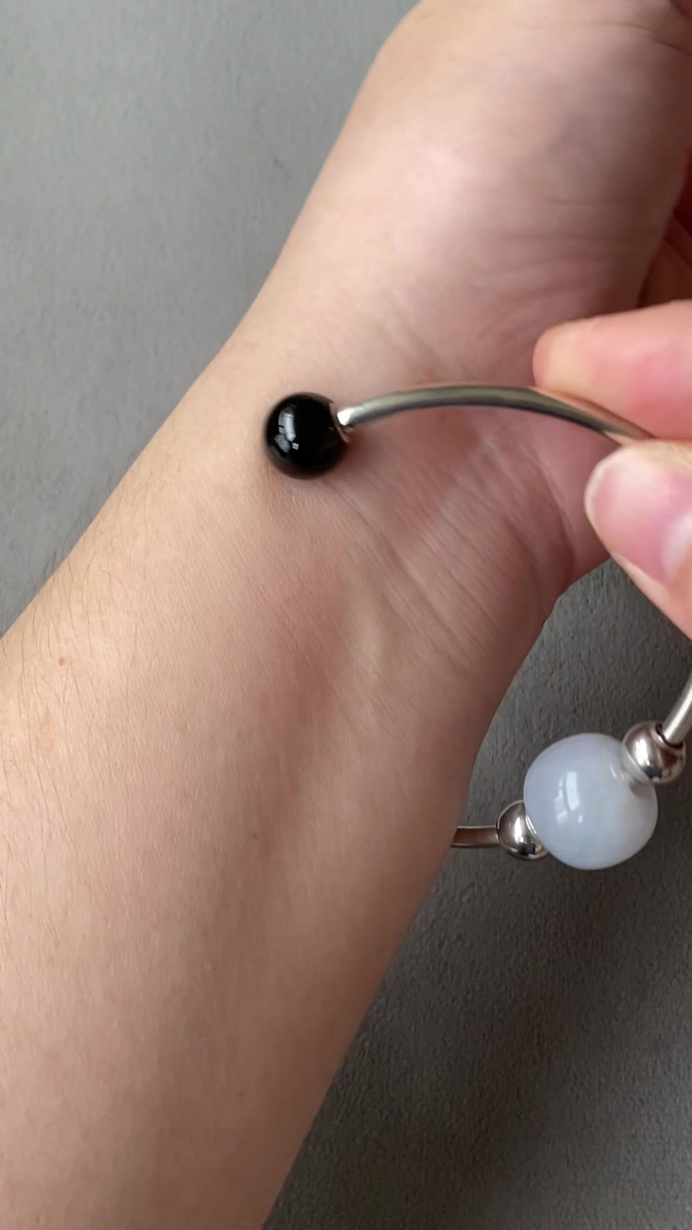 Thumbnail: 925 Silver Flexi Bangle with Faint Lavender Jadeite Barrel