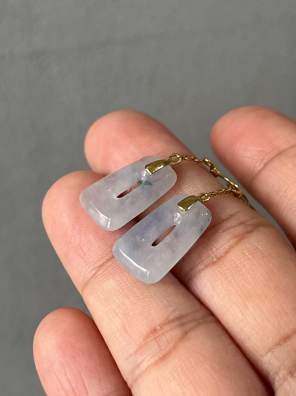 Thumbnail: 18K Yellow Gold Translucent Light Lavender Mix Jadeite Earrings