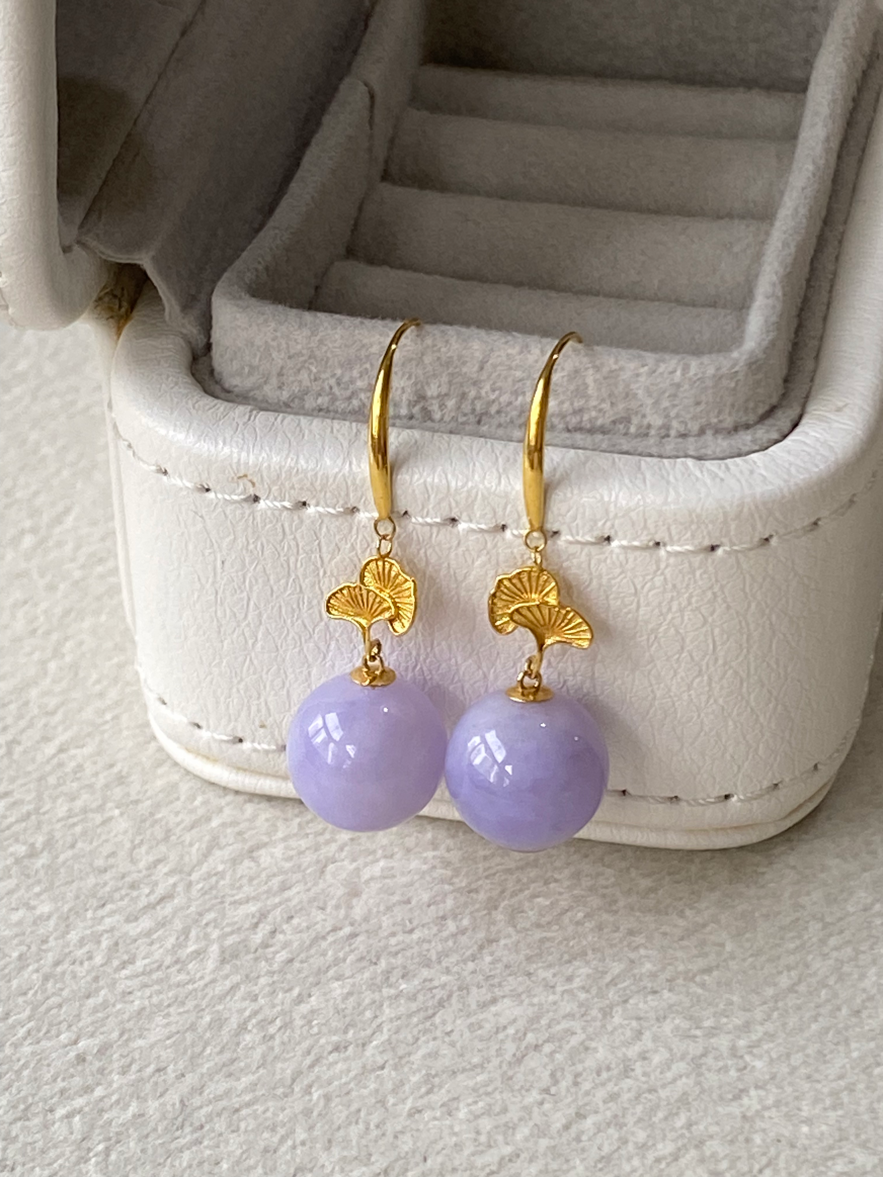 18K Yellow Gold Type A Lavender Jadeite Beads Dangling Earrings