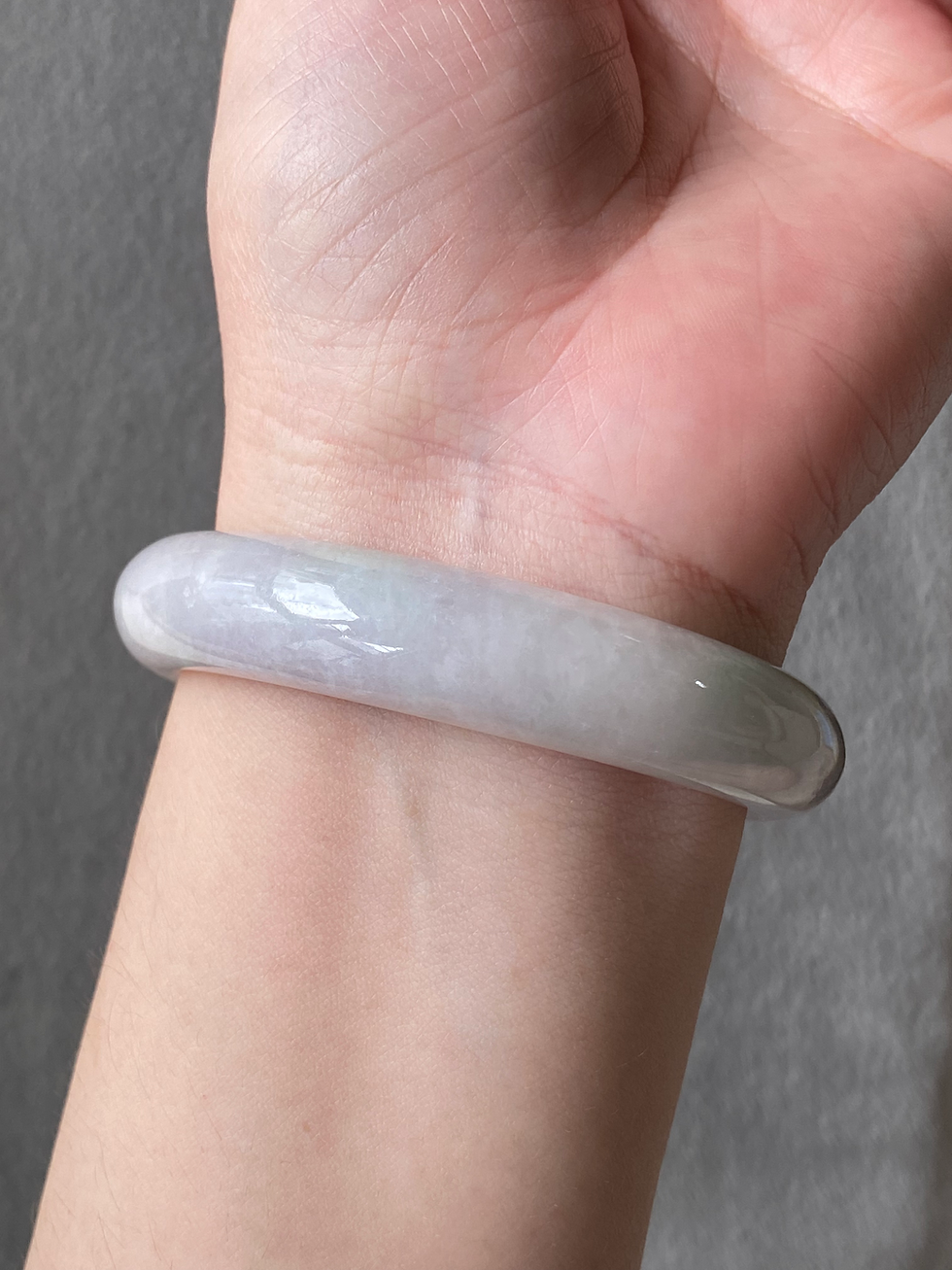 Thumbnail: 58.3MM Type A Off White Mix Jadeite Bangle