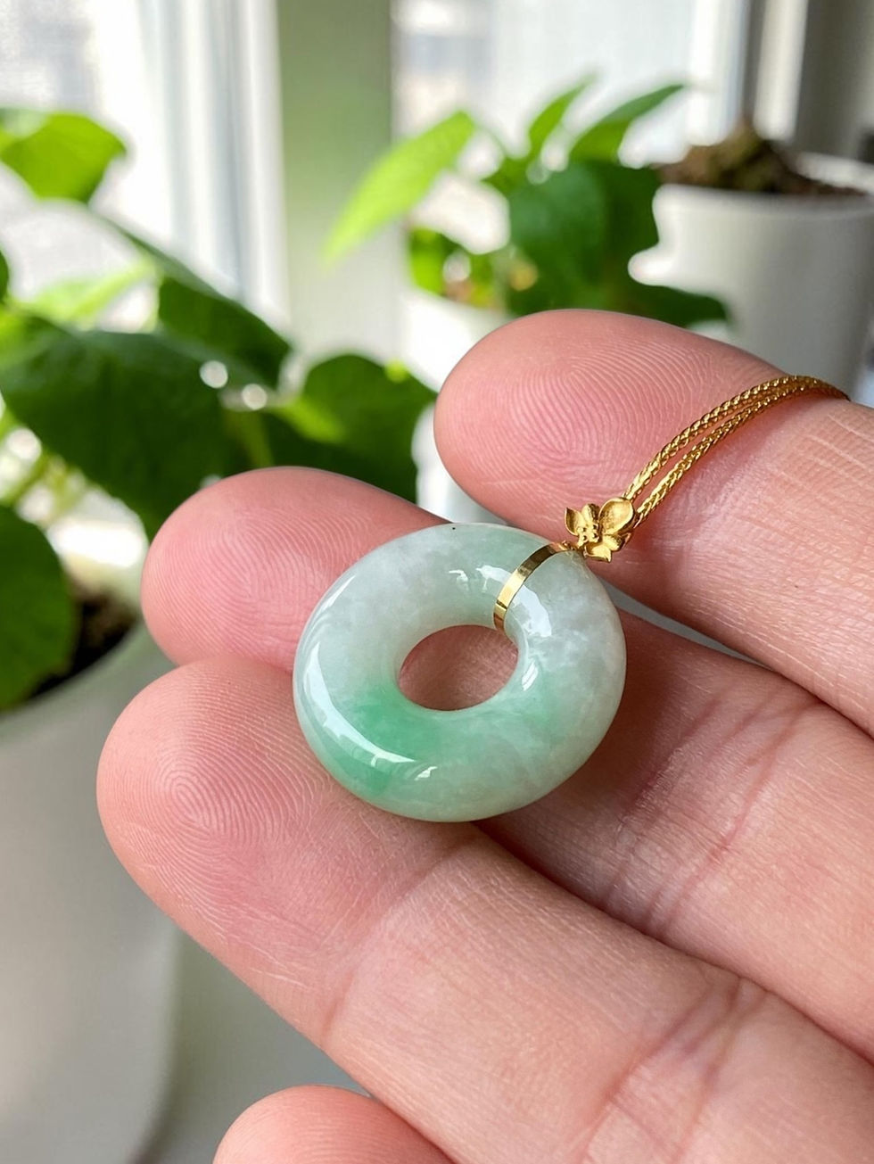 Thumbnail: 18K Yellow Gold Type A Bright Green Mix Jadeite Donut Pendant