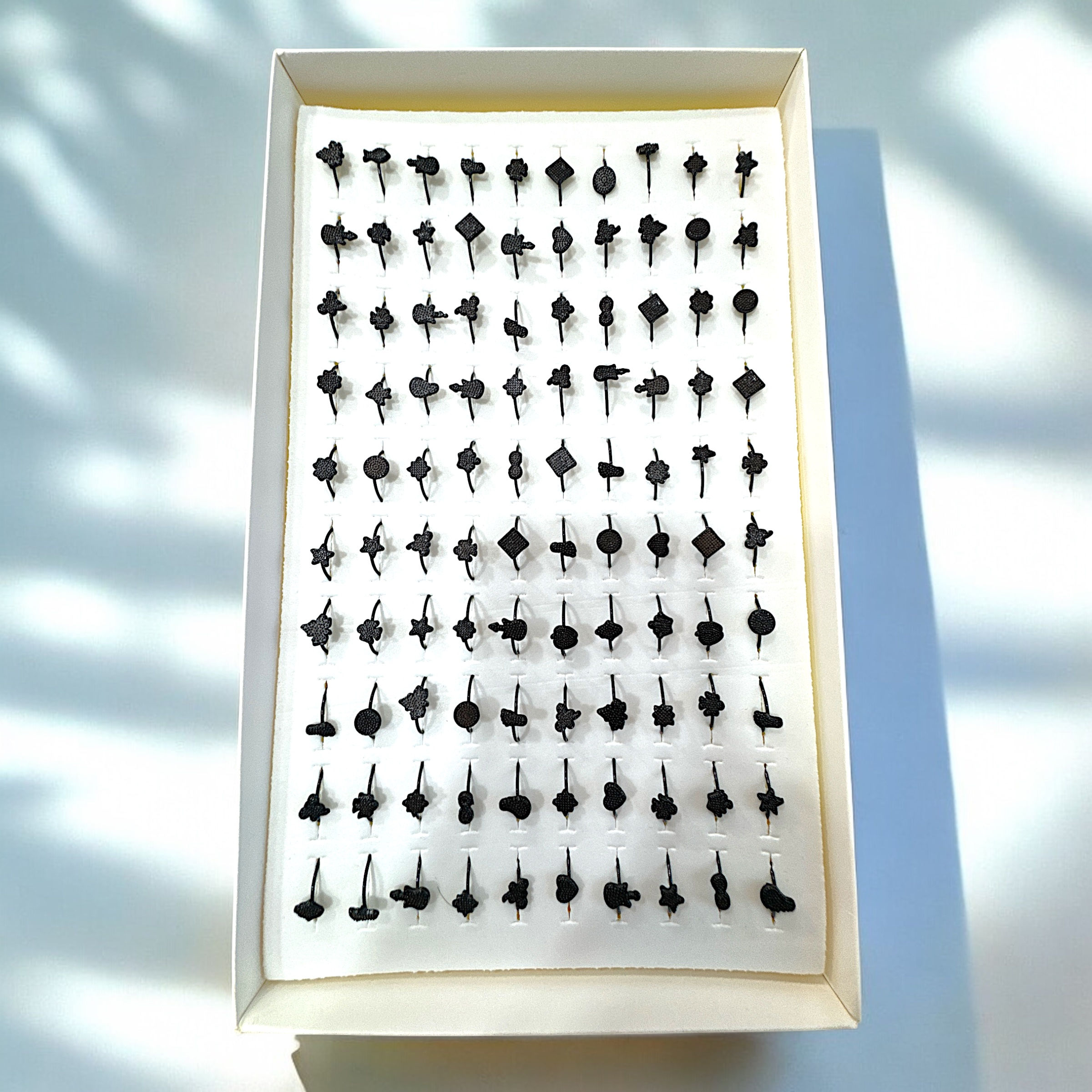 Siyah Karışık Yüzük (100 Adet x ₺15,60)