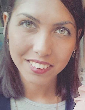 lara-pic.jpeg