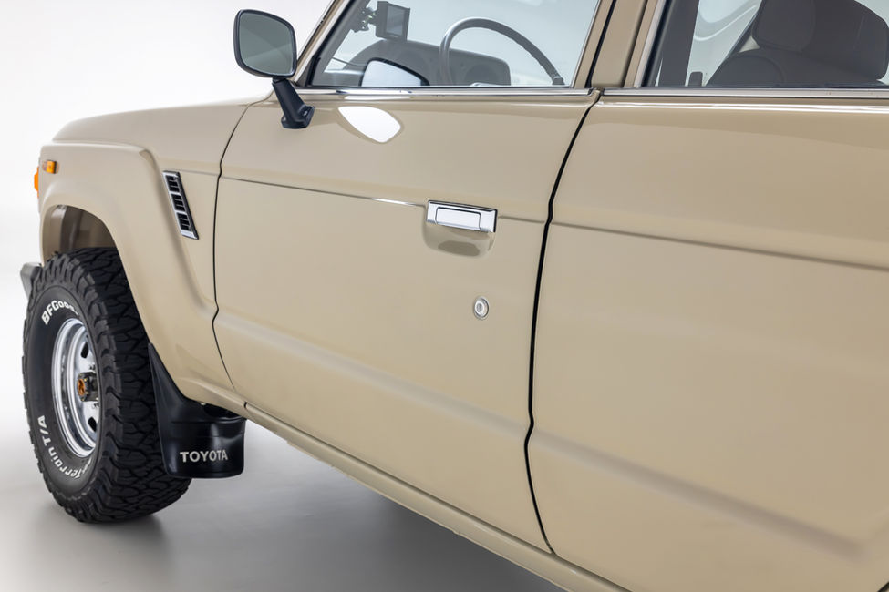 1984 FJ60 Frame Off Restoration by Corsetti Cruisers