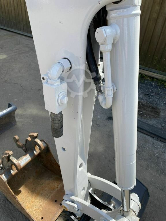 Miniature : Takeuchi TB 216