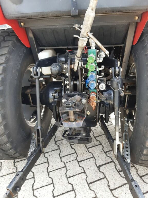 Miniature : New Holland Boomer 3050