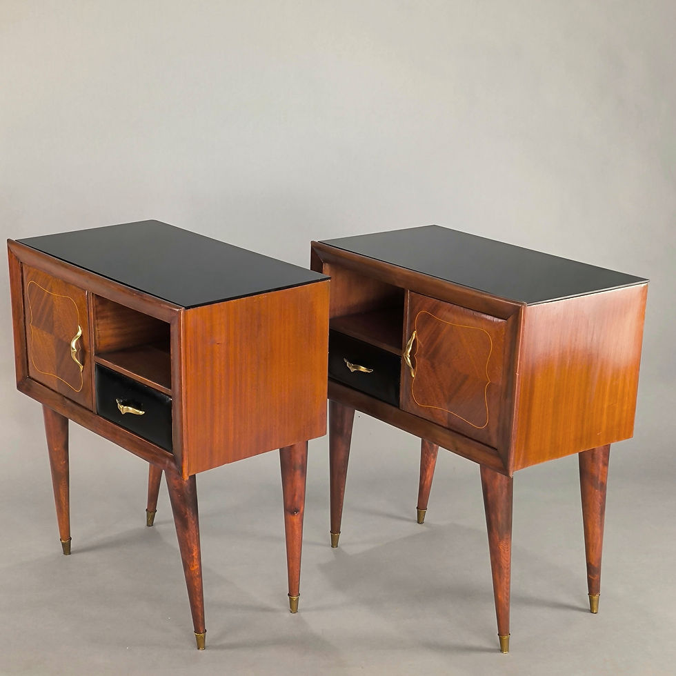 Miniatura: Coppia di comodini in mogano e vetro nero design '50