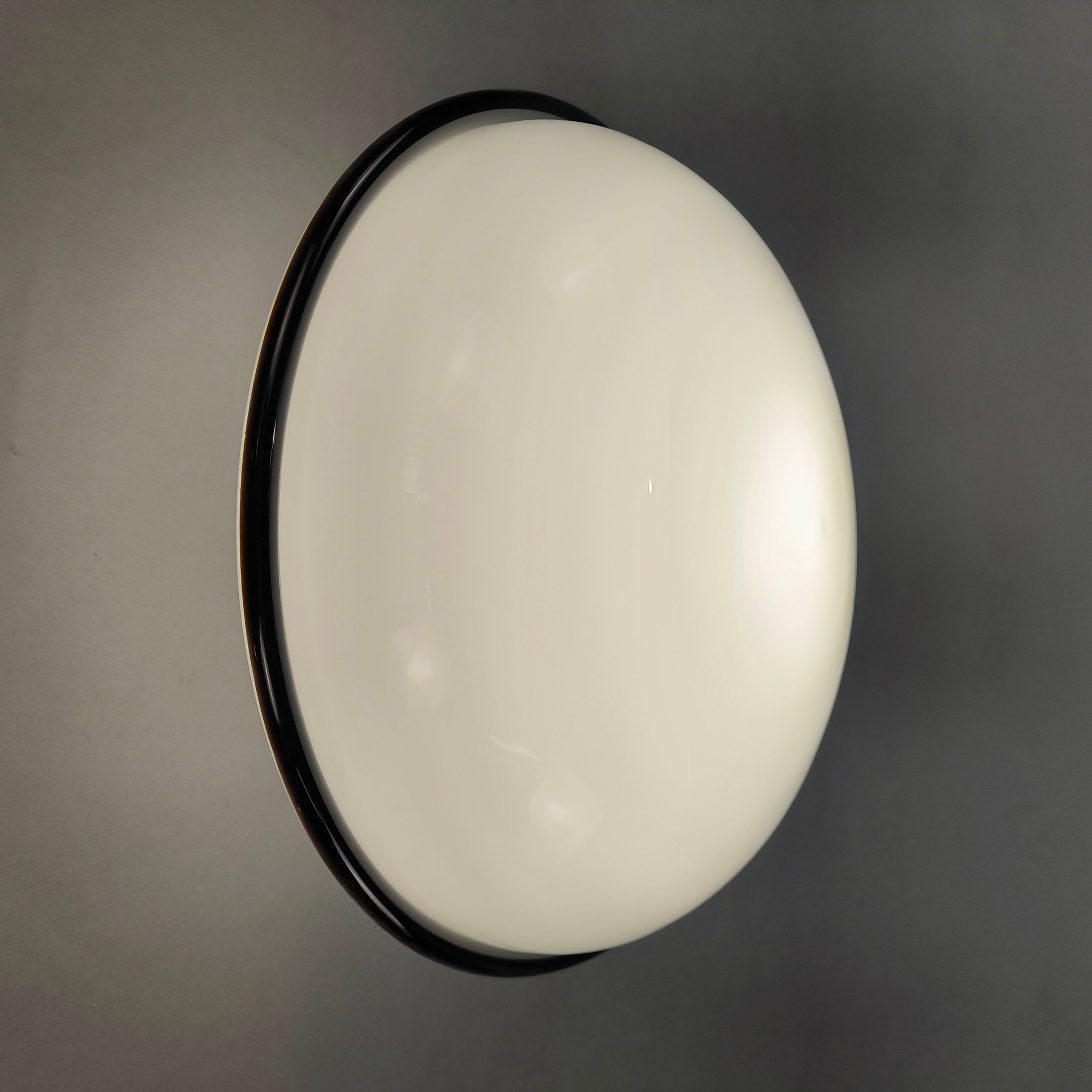 Lampada plafoniera ellittica in vetro di Murano anni '70