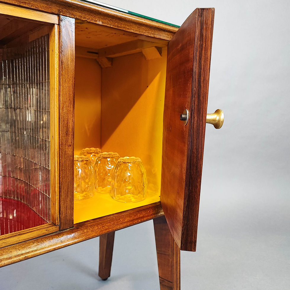 Miniatura: Mobile bar design anni ‘50
