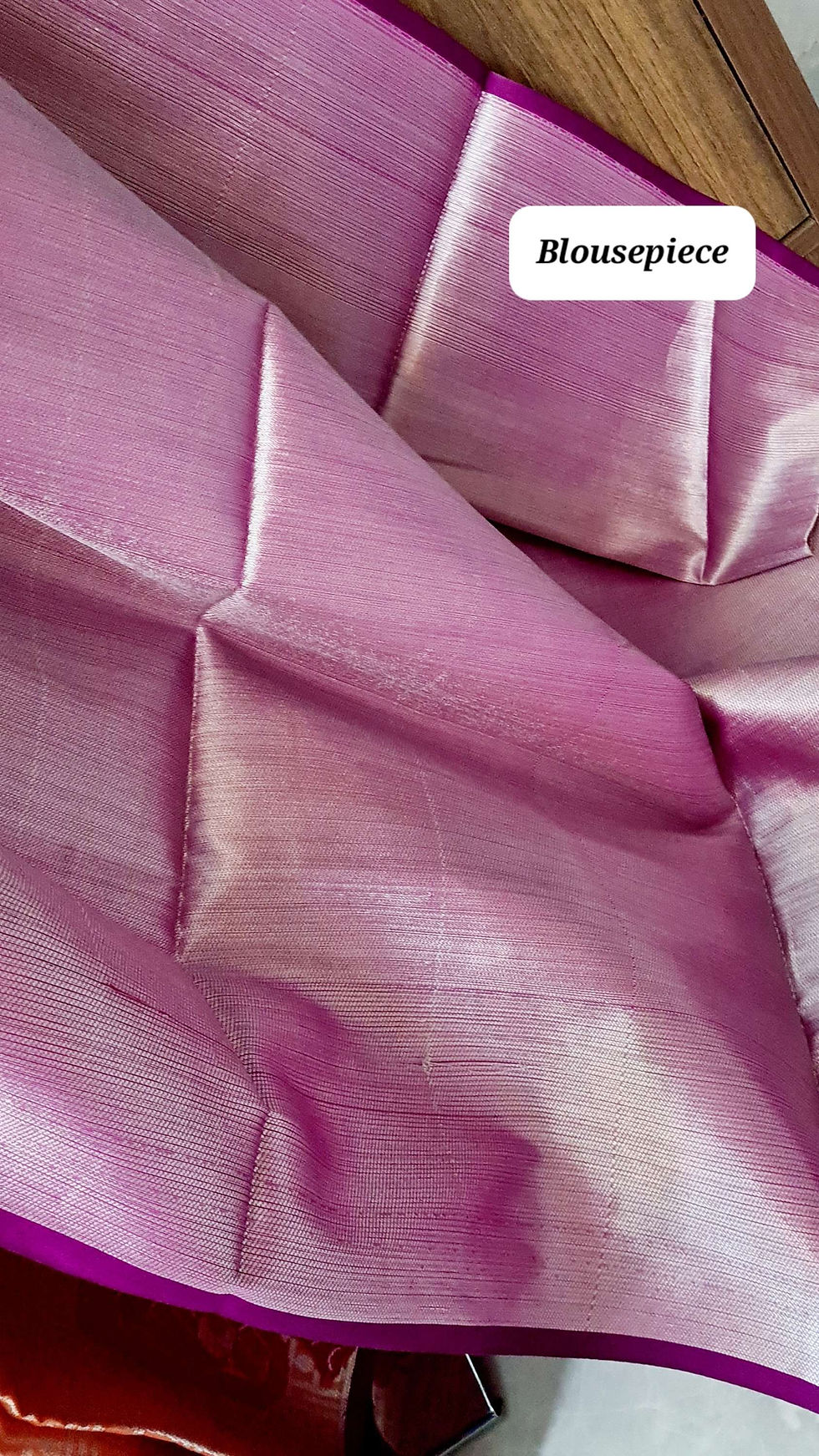 Thumbnail: Elephant Design Linen-Silk Saree