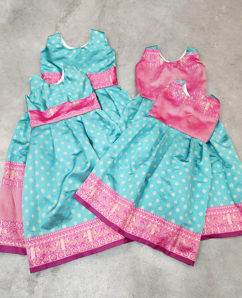 Thumbnail: Super Soft Lightweight Peacock Border dress