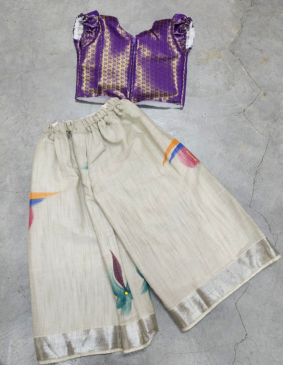 Thumbnail: Hand Painted Kerala Cotton Plazzo pants w Dual-tone Puff sleeve Blouse
