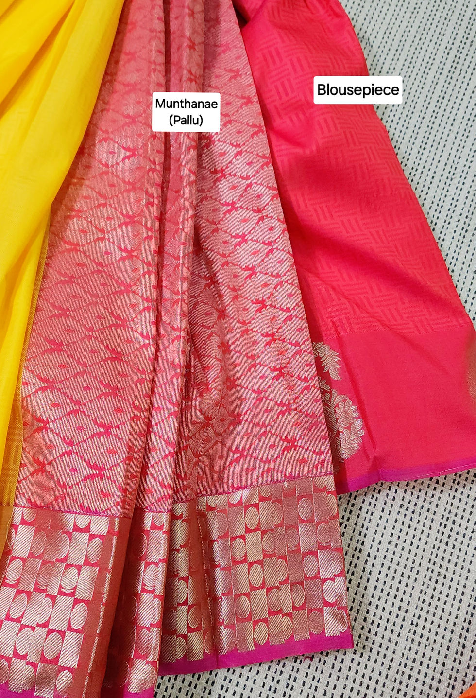 Thumbnail: Soft Silk Dual-tone Saree 