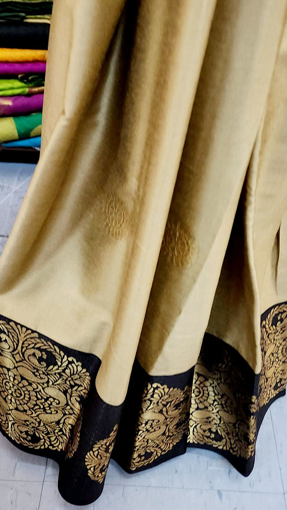 Thumbnail: Soft Cotton-Silk Saree