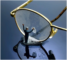 How to clean spectalce lenses?