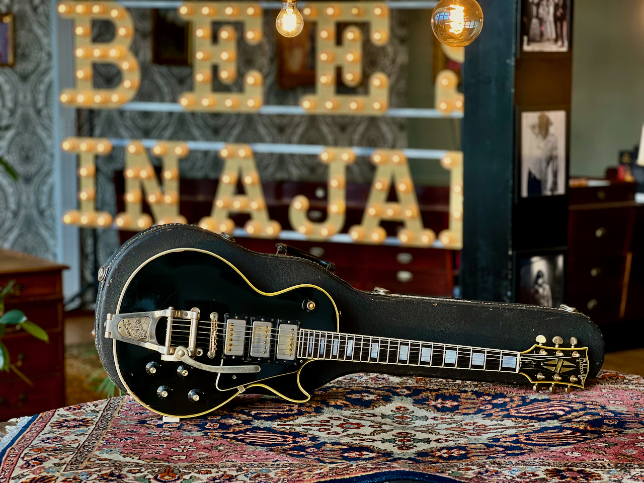 1971 Gibson Les Paul Custom Black Beauty 3PU 3 pickup - Thumbnail 2