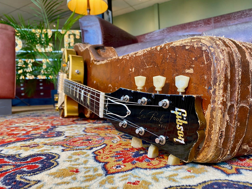 Thumbnail: SOLD! - 1952 Gibson Les Paul All Gold Goldtop