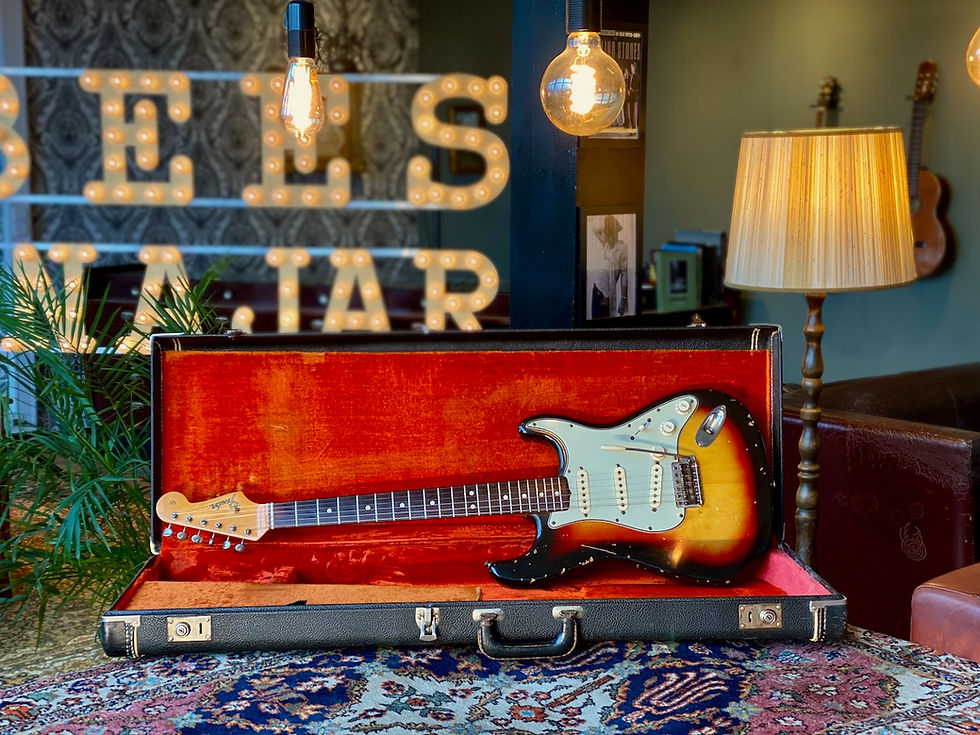 Thumbnail: SOLD! 1964-1965 Fender Stratocaster Sunburst (amazing guitar!)