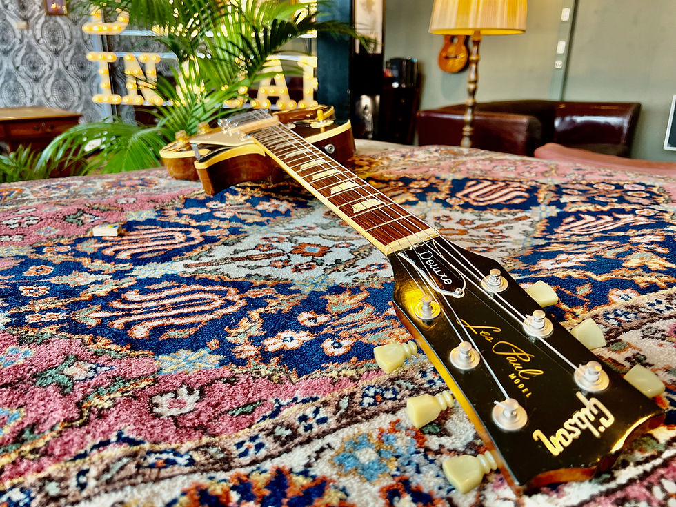 Thumbnail: 1975 Gibson Les Paul Deluxe Tobacco Burst