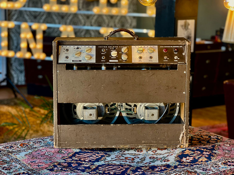 Thumbnail: 1957 Magnatone Custom 260 Vibrato 2x12 Tonemaster 35WATT