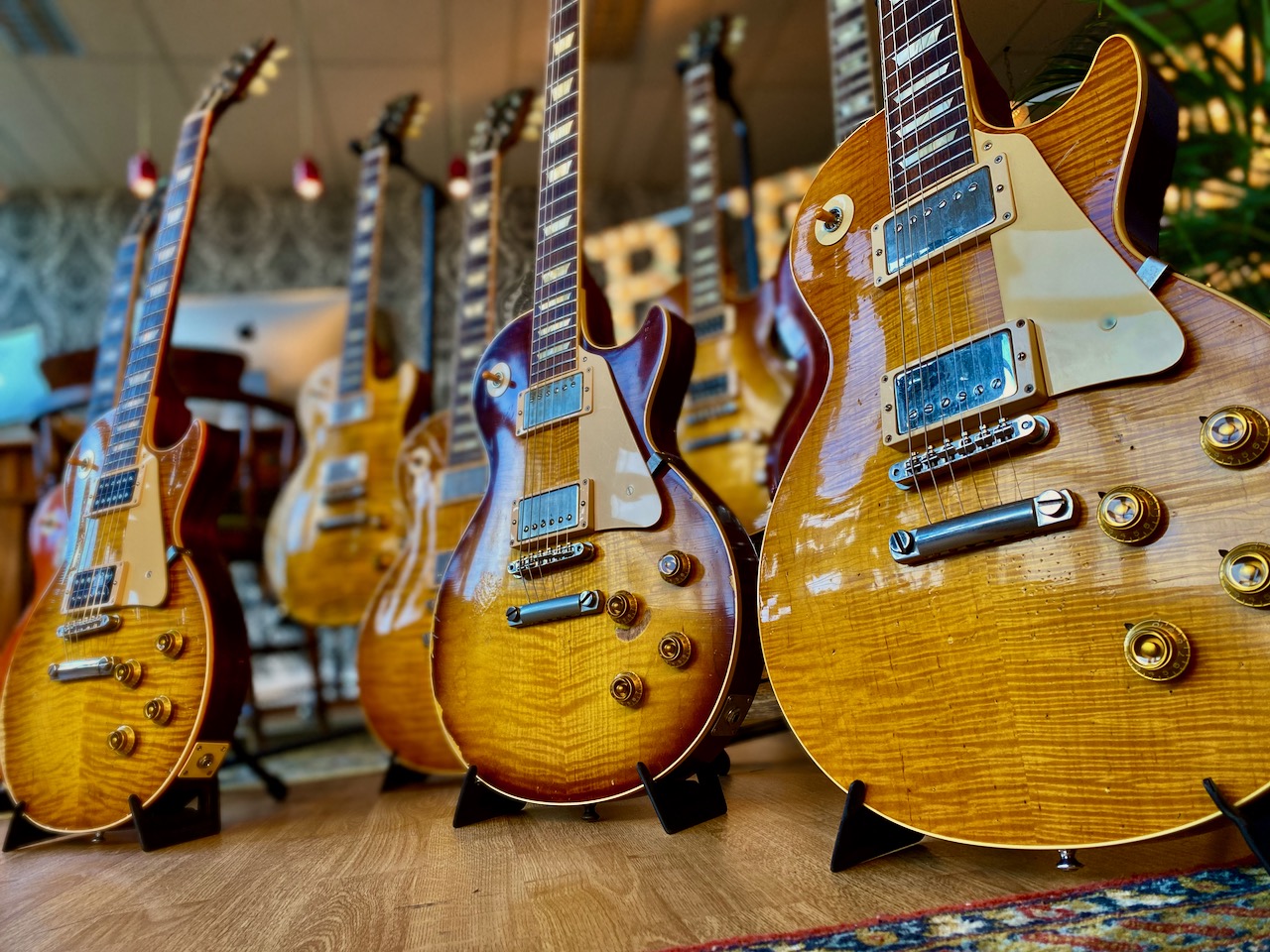 7 x rare Gibson Murphy Aged Les Paul BONANZA (and an SG) - Thumbnail 6