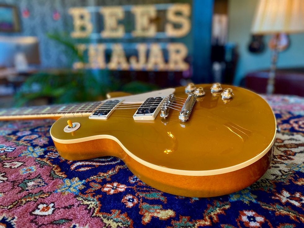 Thumbnail: SOLD! - 2001 Gibson Les Paul Goldtop Classic 1960 Reissue Bullion Gold