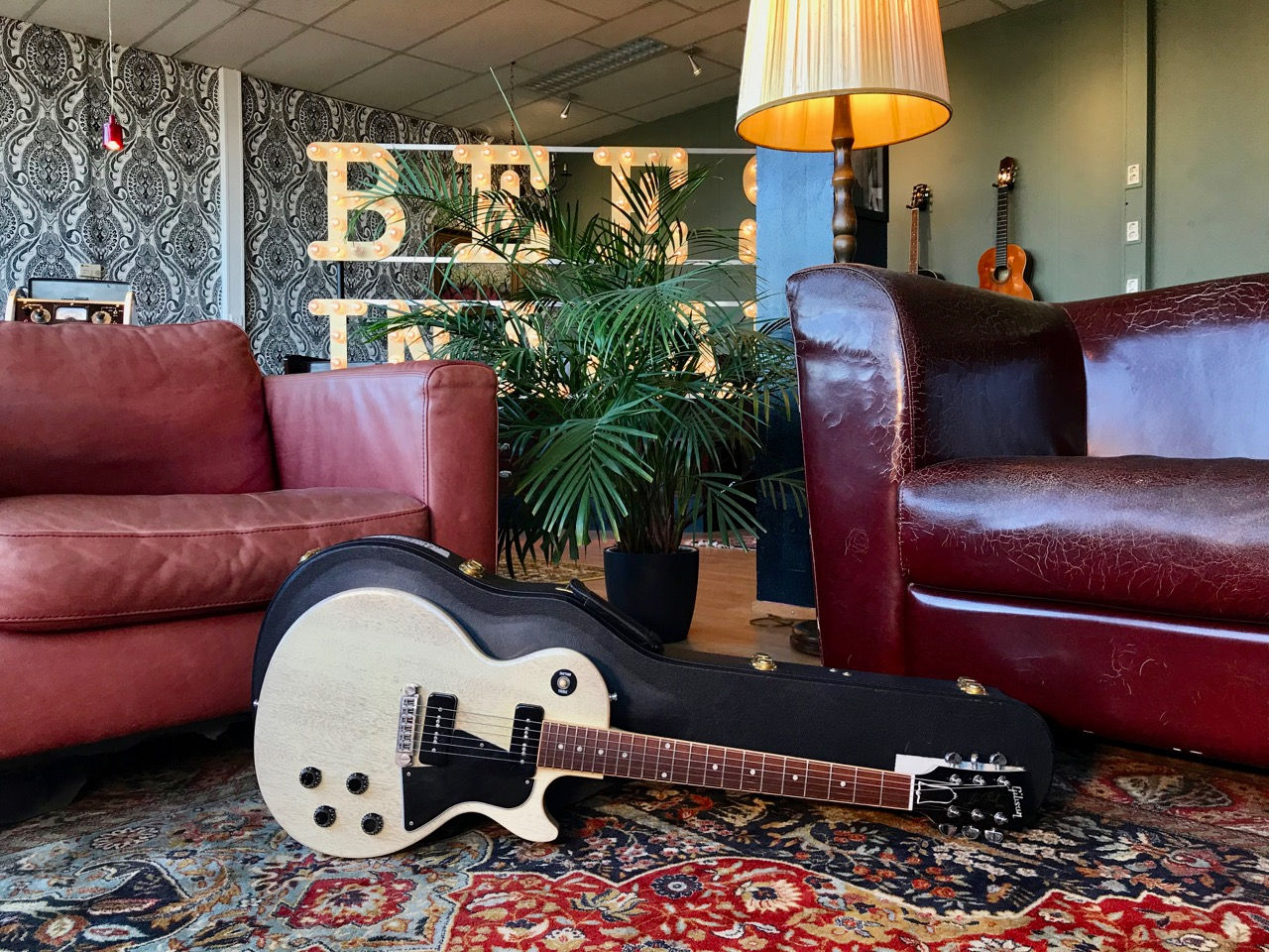 SOLD! - Craig Ross - 2003 Gibson Les Paul Special 1960 TV White Custom Shop