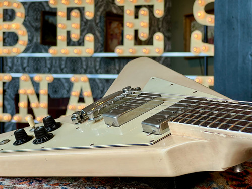 1982 Gibson Flying V Alpine White | Bees In A Jar