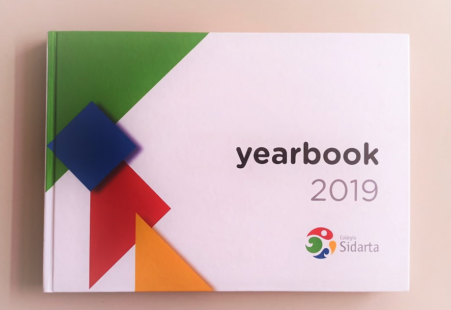 yearbook capa.jpeg