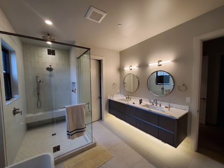 Why Hiring a Licensed, Bonded & Insured Tile Contractor in Scottsdale, AZ Matters – Avoid Costly Mistakes!