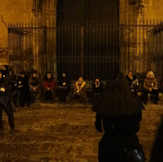 Gruppo TACUS al Cortile della Gancia, tappa del tour Belladonna