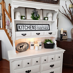 Vintage Dresser/Hutch