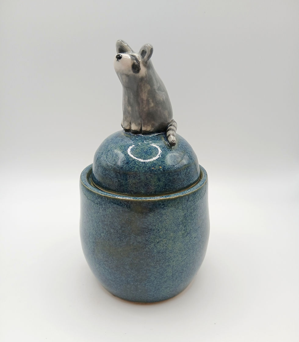 Thumbnail: Raccoon trinket pot